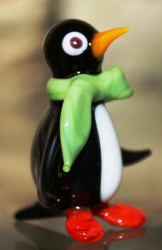 Pinguin mit Schal