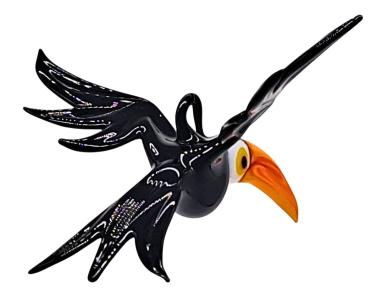 Preview: kleiner Tukan zum aufhängen, fliegend