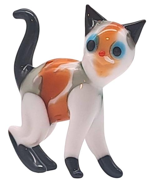 Katze stehend (weiß-braun-grau)
